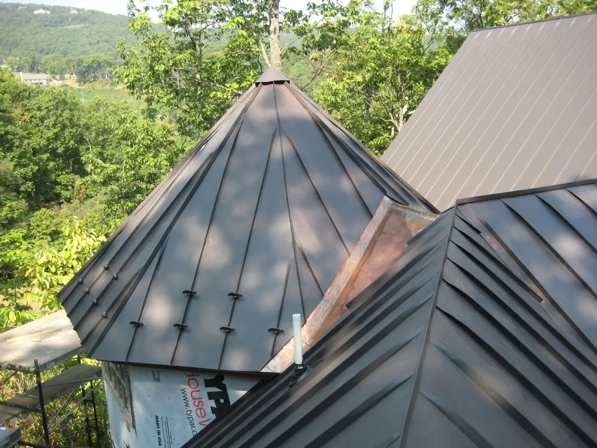 Professional Roof Tarp Installation by Craftsman Roofing in The Arbors of Creekwood
